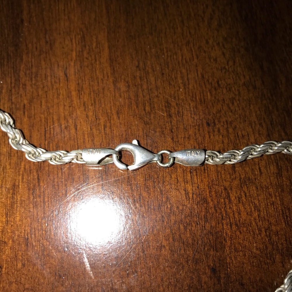 Sterling silver necklace and silver cross! - Picture 3 of 5